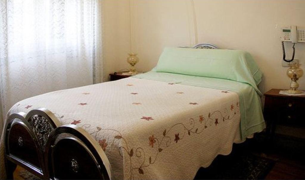 Hostal Delfina Madrid Pokoj fotografie